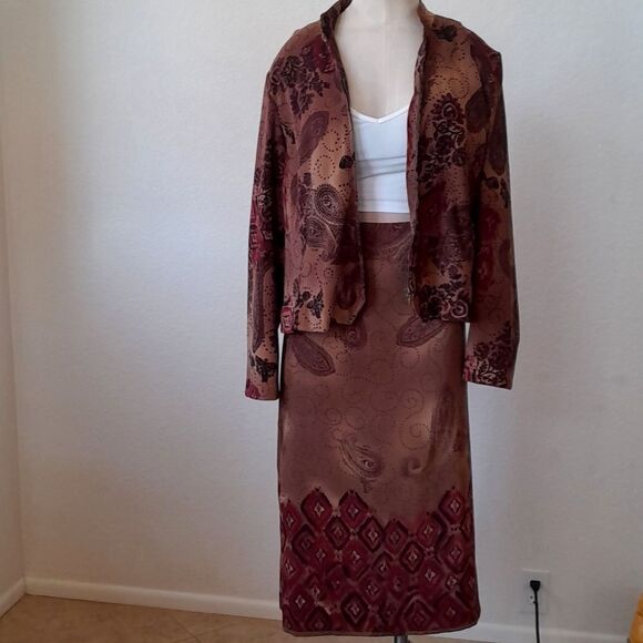 Requirements Petite Vintage Skirt Set - Picture 14 of 16